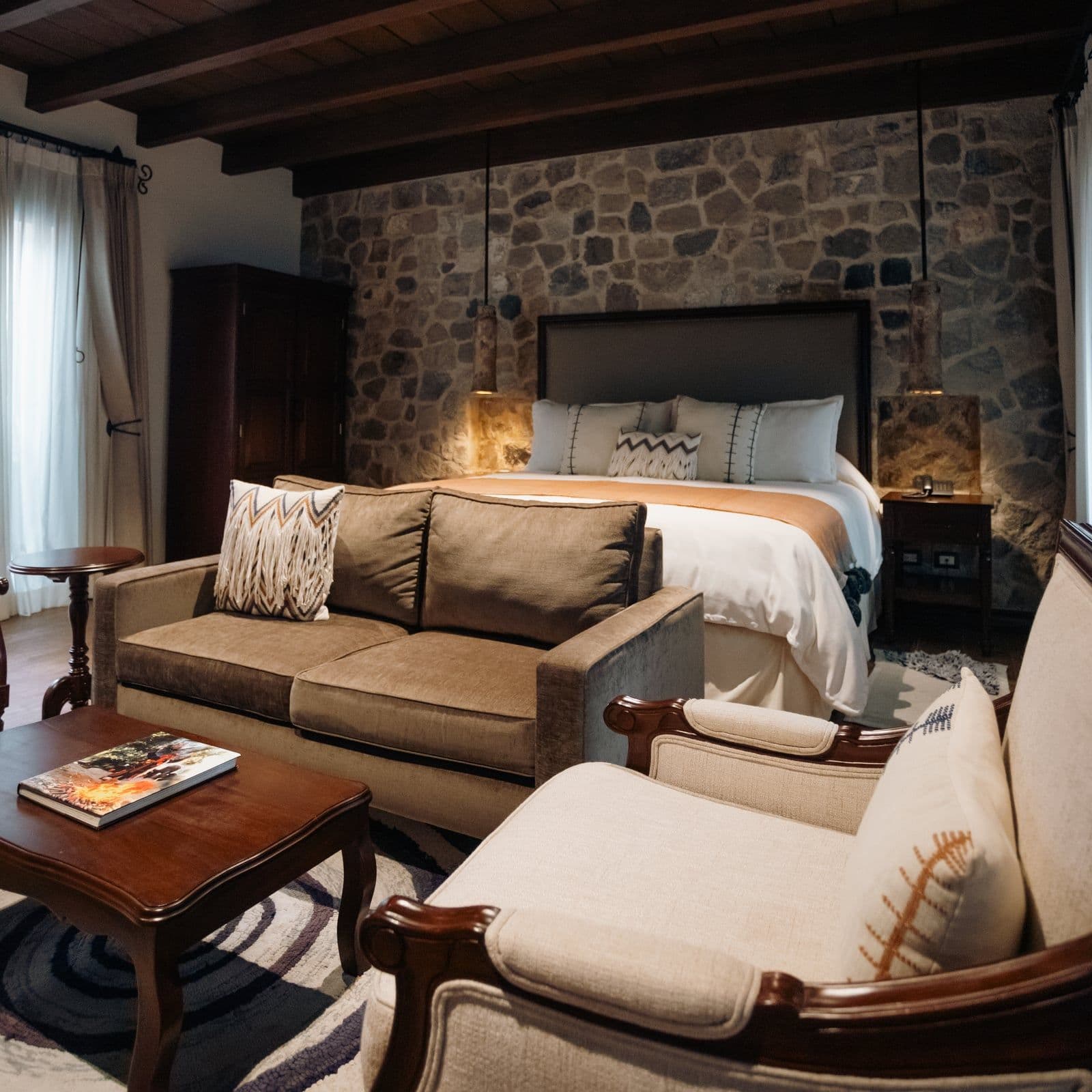 Master Suite King